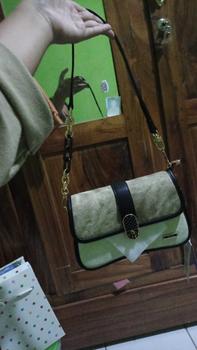 Product Review of En-ji Yuno Shoulderbag - Khaki from Q**n b**n R**🌻 0