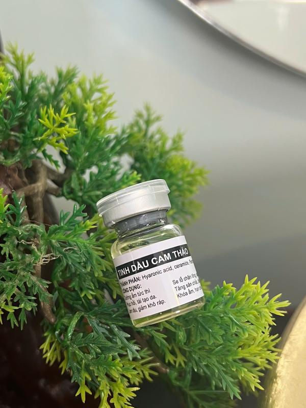 Serum Tinh Dầu Cam Thảo Dưỡng Sáng