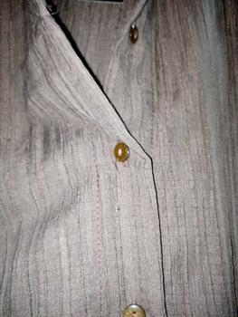 Product Review of Inara Shirt - Kemeja Kancing Basic Wanita Lady Crush Premium Free Pin Gold from A**✨ 1