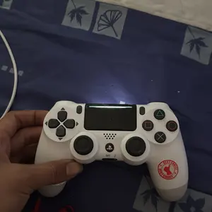 SONY PS4 PRO/SLIM/FAT BISA ONLINE OFFLINE 500GB/1TBPLAYSTATION