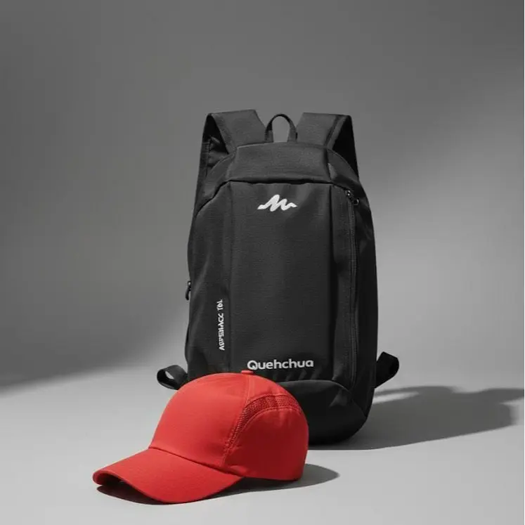 Tas Hitam Polos, Topi Merah