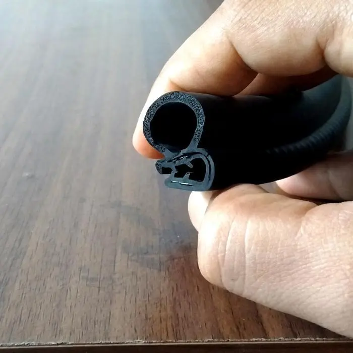 List karet peredam pintu dengan balon epdm strip karet pintu mobil universal dengan plat metal tipe U + bulb