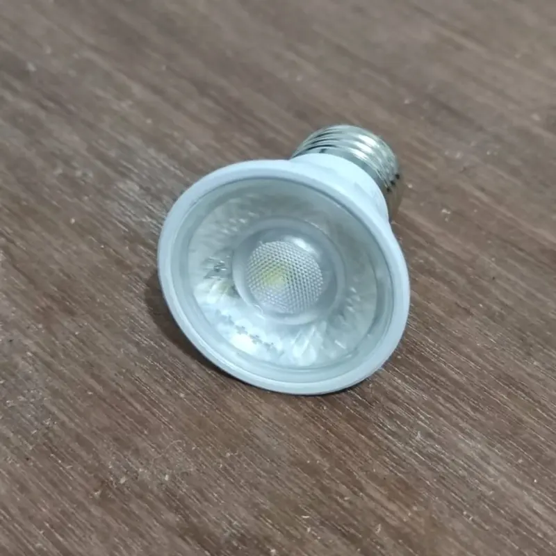 Bohlam saja Sorot 8 Watt Anti Flicker fitting lampu E27 2