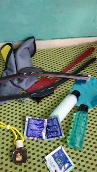 Product Review of [[PAKET 10 ITEM]] Wiper Quad 4 Karet Blade Mobil 1 Set Kiri dan Kanan Universal Semua Jenis Mobil Karet Ganda Pembersih Kaca Depan Kendaraan from I**L S**I M** H**O 0