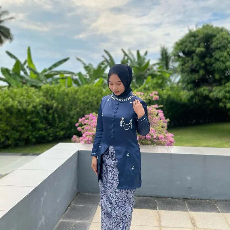 Navy + rok songket