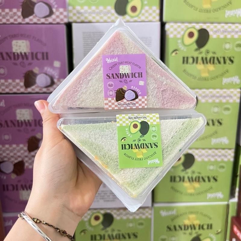 Dạng HỘP - BÁNH SANDWICH TAM GIÁC CHÀ BÔNG WEISIEL- HSD 180 ngày kể từ ngày sản xuất