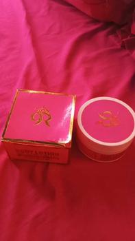 Product Review of BRIGHTENING B O D Y  L O T I O N 9R GaleryRayyan from D** 0