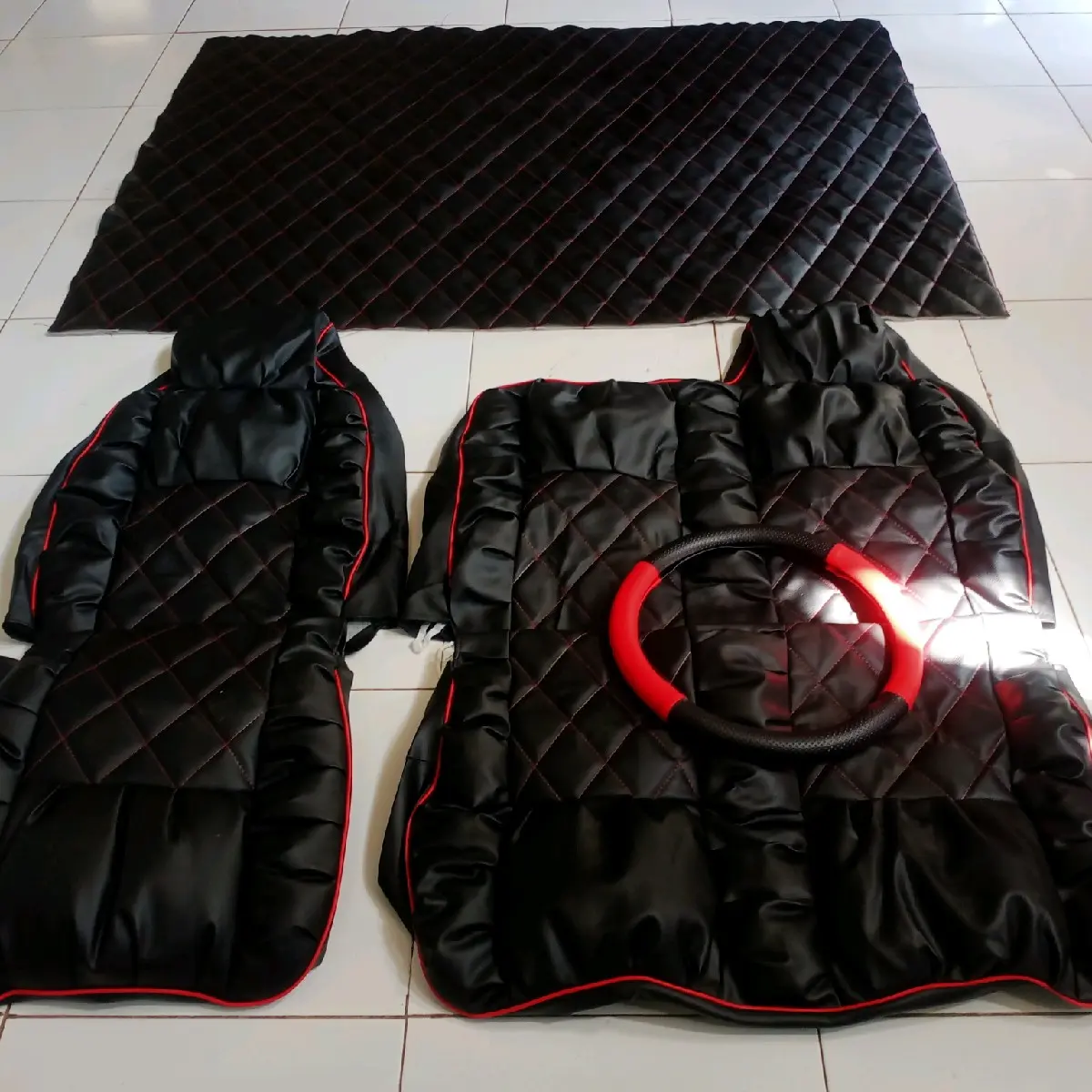 hitam polos Lis mreh