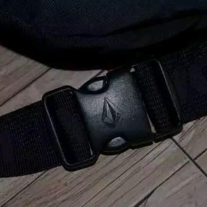 WAISTBAG VOLCOM TAS SELEMPANG VOLCOM TAS VOLCOM LOGO BESI 4