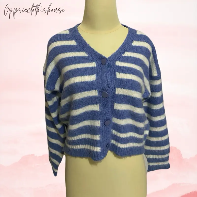 Bella Blaster Cardigan atau Moura Stripe Cardigan