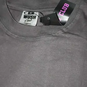 POLOS BOXY FIT OVERSIZE T SHIRT Baju kaos Distro Pria Wanita Lengan Pendek COTTON COMBAD 24S