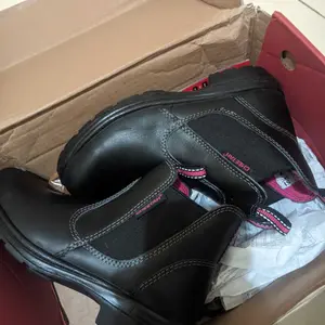 Cheetah 4108H 4108 H Sepatu Safety Kerja Proyek Wanita Steel Toecap Anti Air Antistatic ESD Boots Shoes