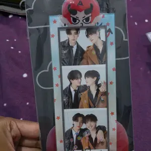 Acrylic keychain standee perthsanta