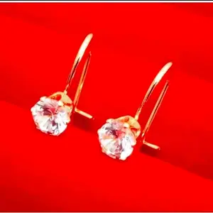 Anting Desy wanita titanium permata satu gold anti karat tidak luntur