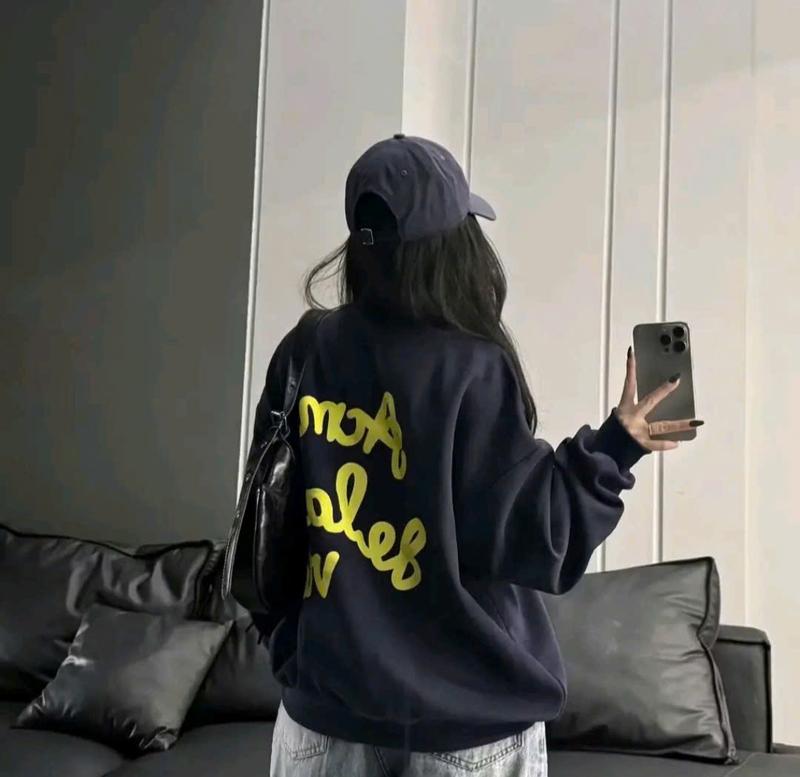 Áo Nỉ Swt In Nổi 2 Mặt Chất Nỉ Bông Cổ Tròn Phong Cách Đơn Giản Dễ Mặc Dễ Mix Giá Bình Dân Nam Nữ Xanh Than Top Women Trend BY TH