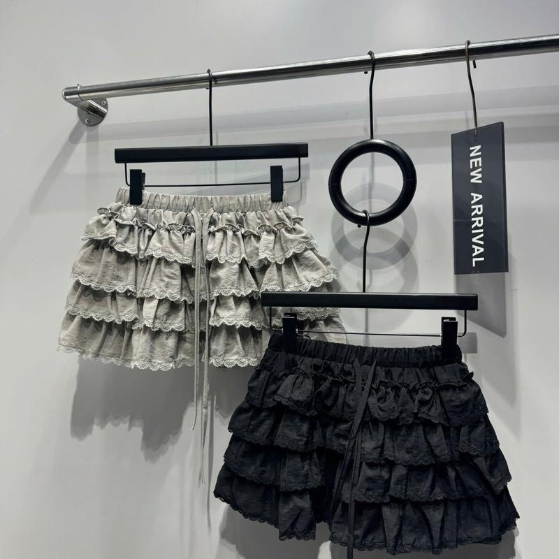 Chân váy tầng xòe dáng ngắn xếp tầng phối ren mềm mại bên trong lót trong hàng QC ,( LƯU Ý: chất mỏng nhẹ )Chân váy nữ dáng tầng đẹp chất thô mềm mại nhẹ nhàng cạp chun thoải mái #25119 / 6939 Lynk nhi