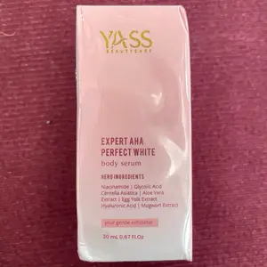YASS BEAUTYCARE EXPERT AHA