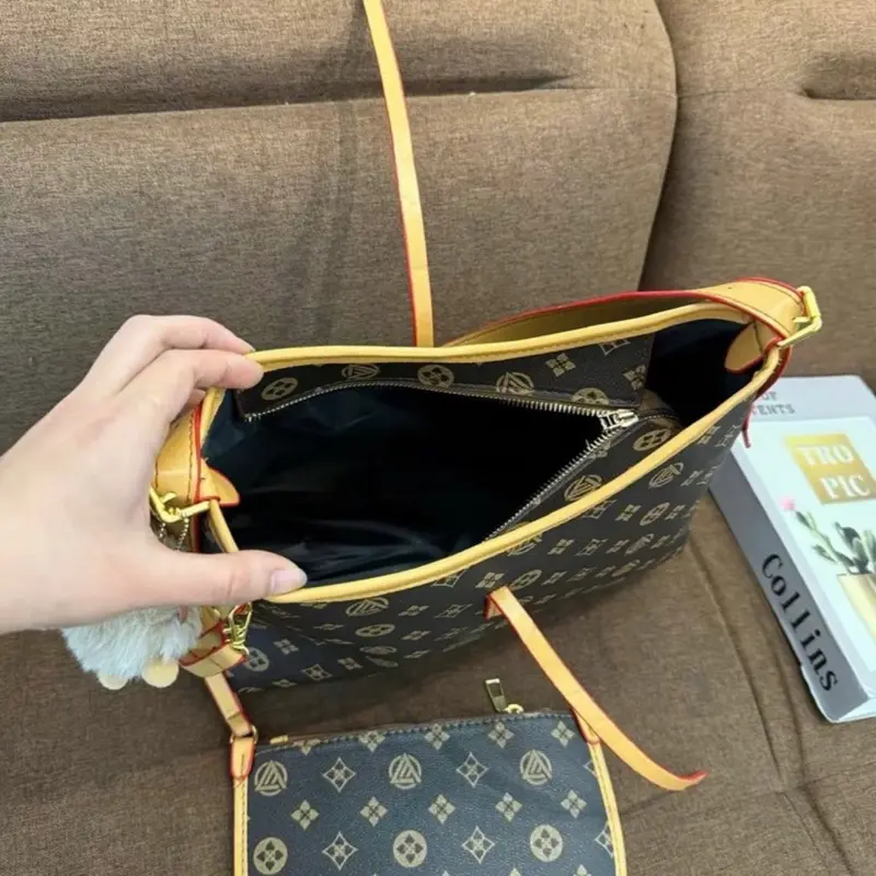 Set túi công sở sang chảnh tặng kèm ví nhỏ + móc gấu xinh size 25, 30 phong cách hàn quốc, đi làm, đi cafe, du lịch Bag Nữ 1