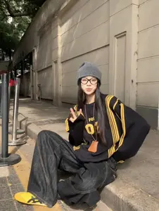 Sweater Rajut Wanita Pria Unisex Knitwear Boxy Skena Sport