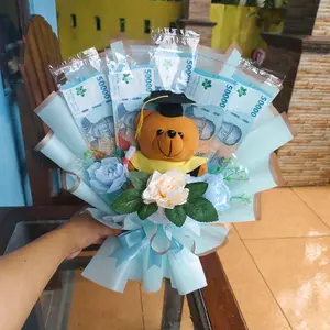 Buket Wisuda Boneka Dan Uang Kosongan Mudah Praktis Tinggal Isi/ Buket Kelulusan Murah 3 bunga Free Kartu Ucapan