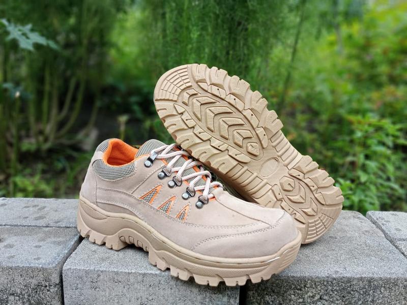Product Introduction of Sepatu Safety Pria Wanita Sepatu Gunung Hiking Unisex Sepatu Safety Ujung Besi shoes 28