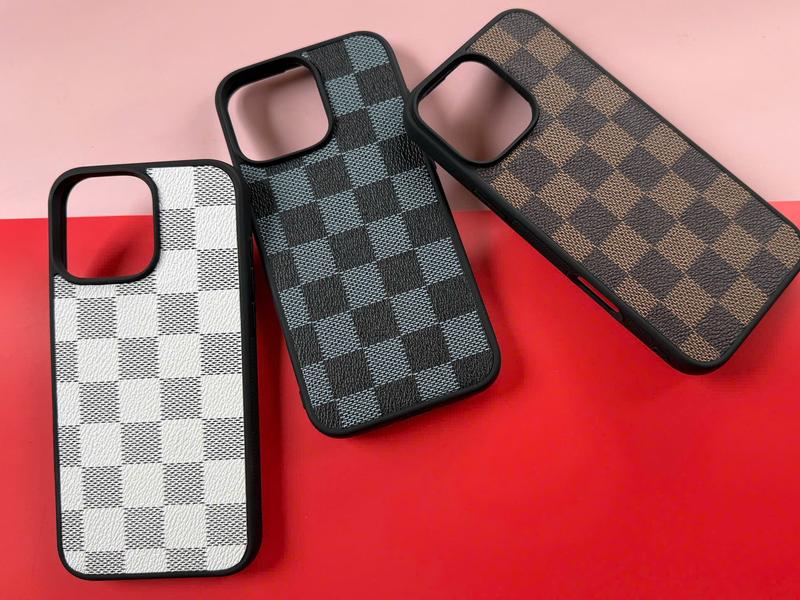 Ốp da iphone hình ô vuông bằng da
