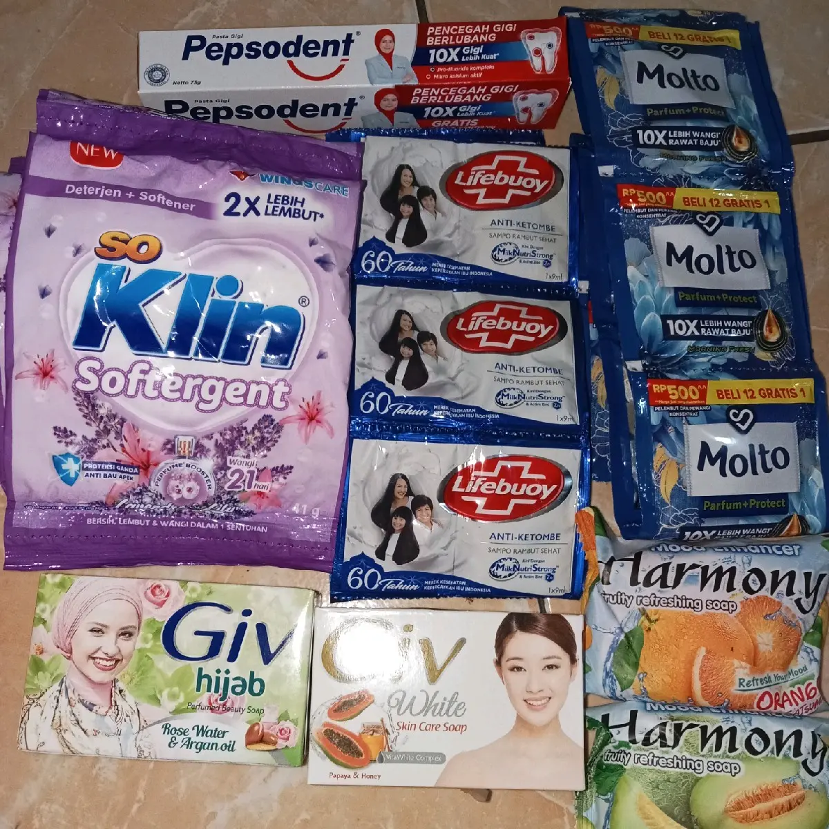 Paket campur campur detergen sabun(1renteng soklin, 1 renteng zinc, 1 renteng downy, 2pcs sabun giv, 2pcs sabun harmony,  1pcs pepsodent 75g