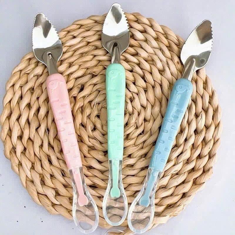 Thìa muỗng nạo nhỏ hoa quả có hộp đựng cho bé ăn dặm 2 đầu silicon và inox 304