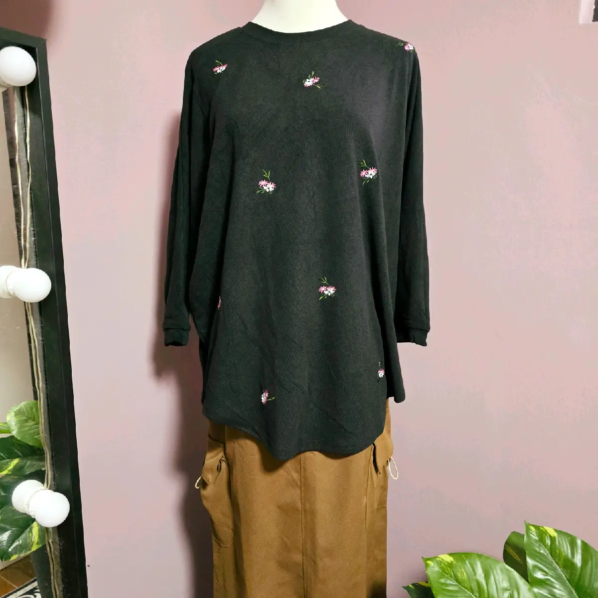 Embroidery Cotton Batwing Blouse viral