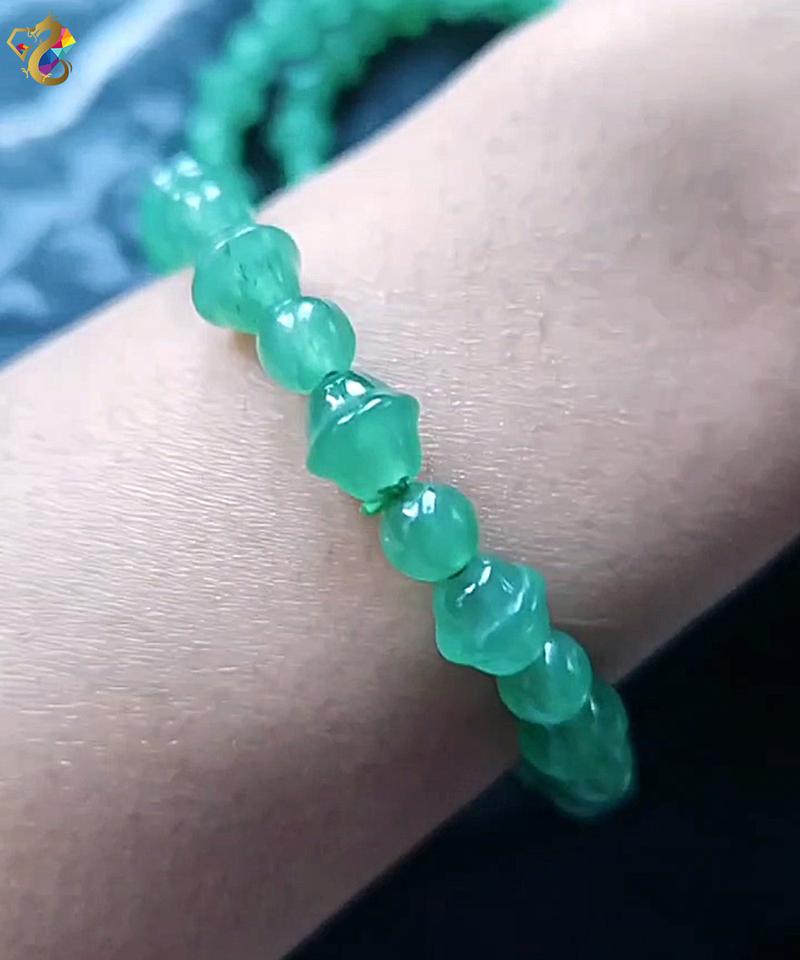 Product Introduction of Collection Grade Green Aventurine Bell Bracelet 16