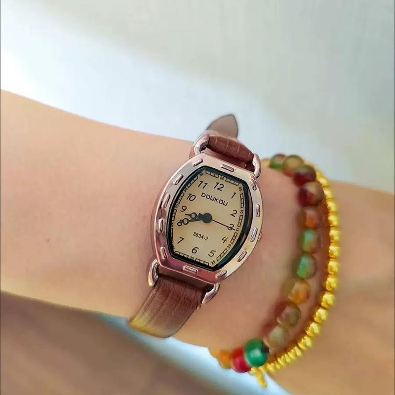  Đồng hồ dây da nữ đẹp nhỏ gọn Doukou Mặt Bầu Số La Mã Phong Cách Retro Thời Trang Hàn Quốc Mặt Nhỏ Chống Nước Đẹp Rẻ phù hợp cả tay nhỏ to DK3 