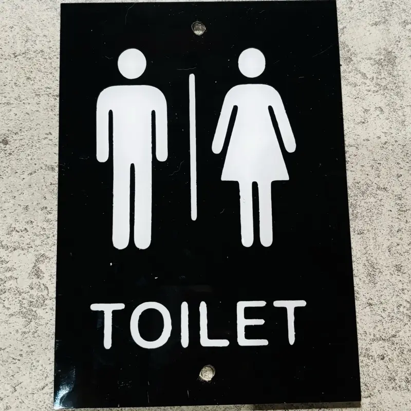 Sign Board Tulisan Papan Tanda Toilet WC Mushola Alas Kaki Dilepas Signage Penanda Ruangan Nomor Rumah Acrylic Akrilik Cctv Custom Dekorasi Pajangan Dinding 2