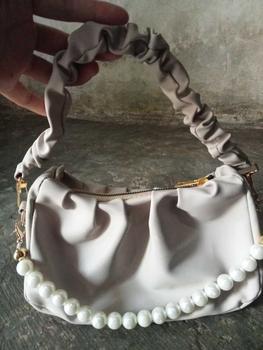 Product Review of Iznada Bags - Tas Selempang Wanita SYTA/ Tas Korean Style Mewah Bisa Sling Bag Shoulder Bag Cocok Acara Pesta  Resepsi  Kondangan Cewek from E** M**i D**💚 1