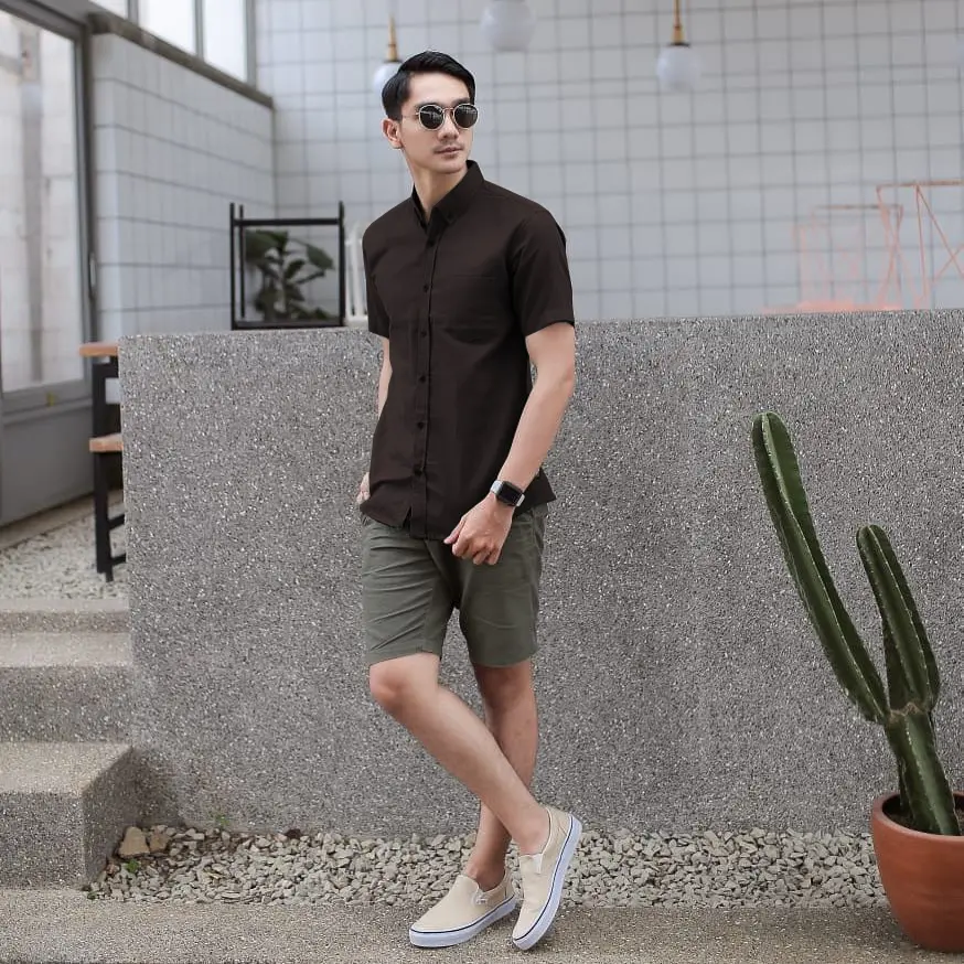 Kemeja Mahogany Brown Lengan Pendek Pria Coklat Kopi Slim Fit