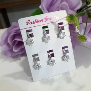 Liontin permata satu warna silver terang accessories perhiasan wanita dewasa/1pcs