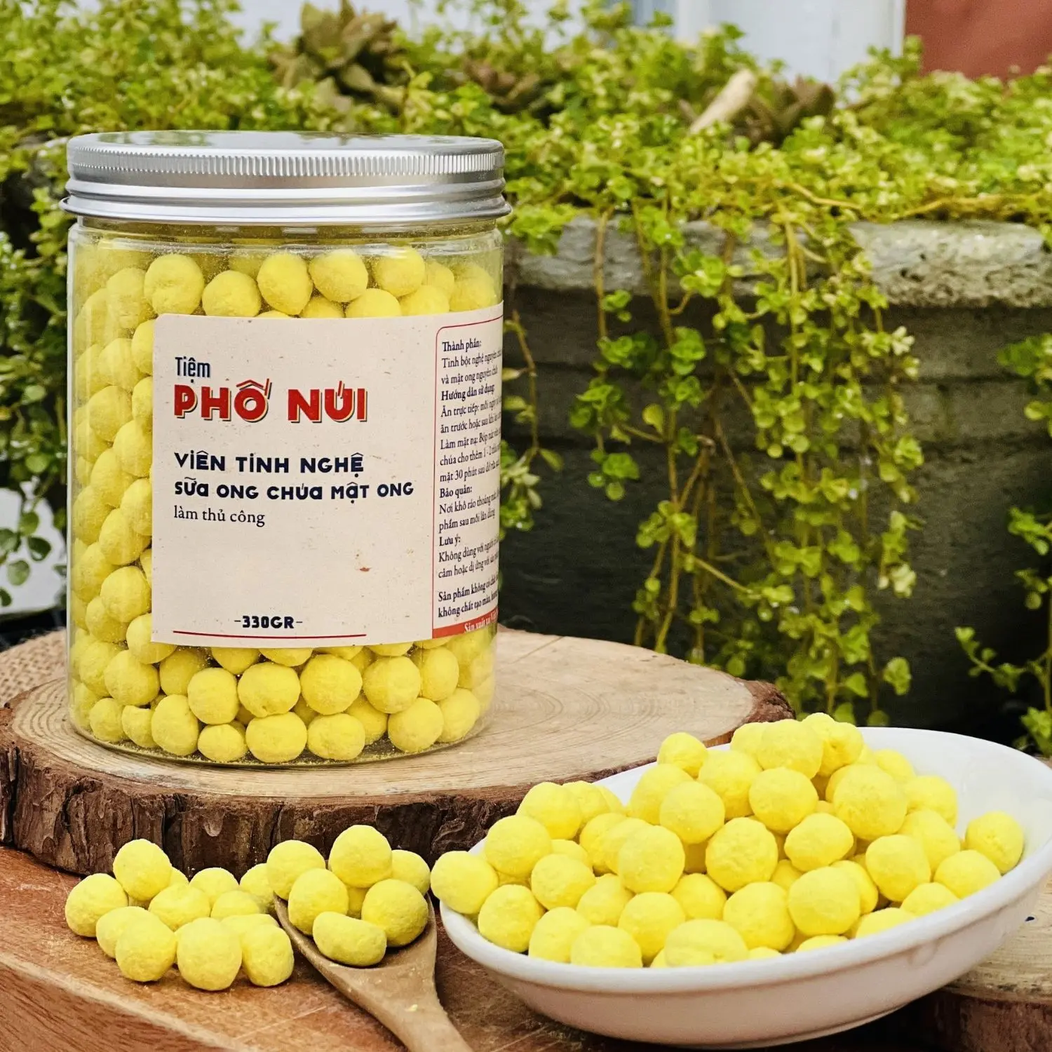 Viên Sữa Ong Chúa Tinh Nghệ Mật Ong (Viên Mềm) 330Gram - Tiệm Phố Núi