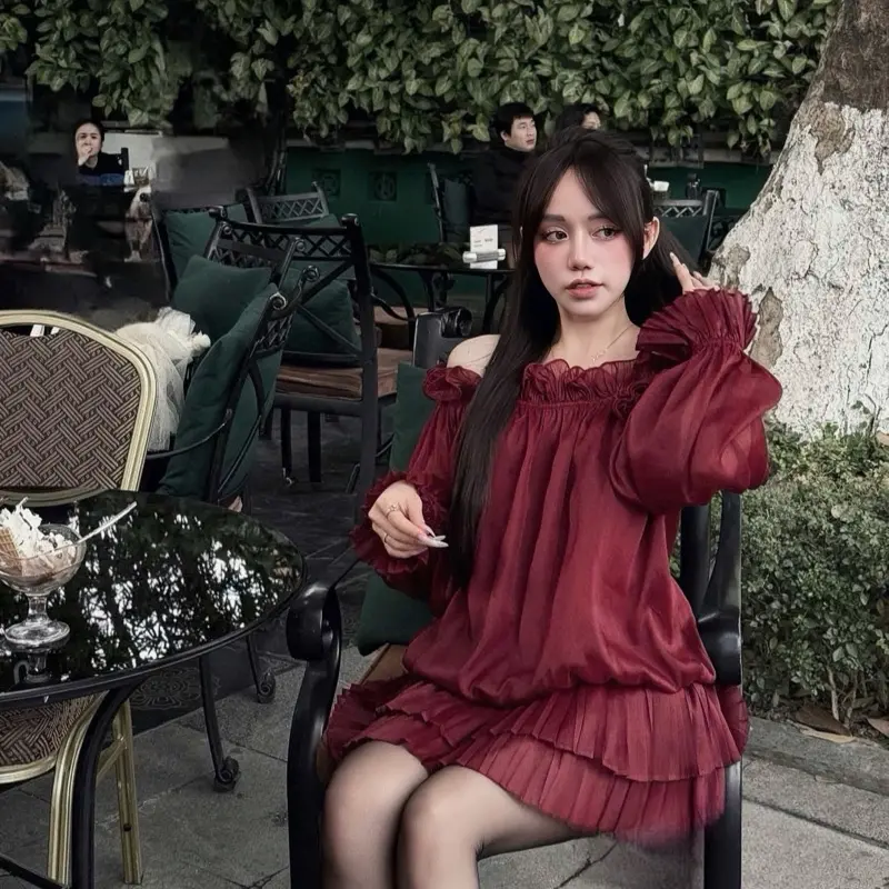 Váy voan tơ trễ vai tay phồng đính bông ( kèm quần bảo hộ ) đỏ/đen/kem - freesize < 55kg Women Nữ Dress 1