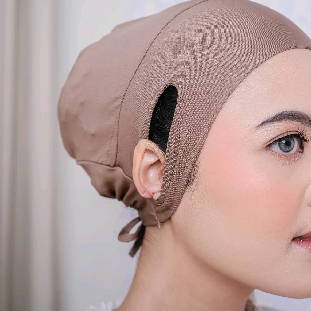 Daleman kerudung kuping bolong Instan Jilbab by sahira