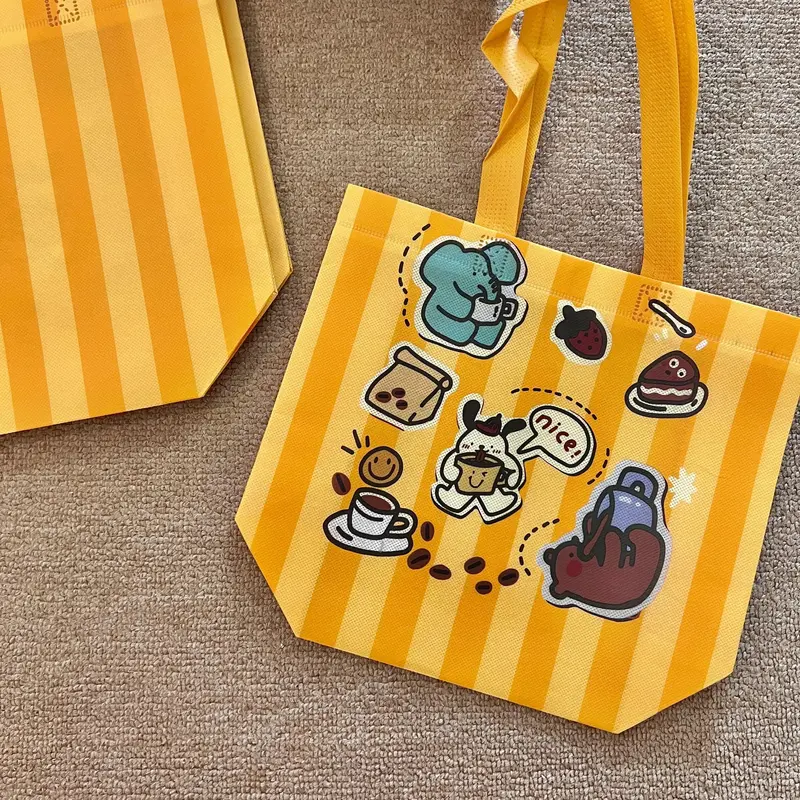 Tas Belanja /  Tote Bag Spunbond/ Goodie Bag Spunbond /Tas Spunbond /Kain Motif Premium Kantong Jumbo Tas Kado Gift A30 7