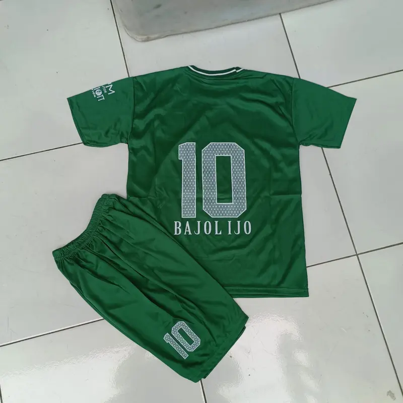 baju bola persebaya/setelan baju persebaya surabaya usia 1-12thn 3