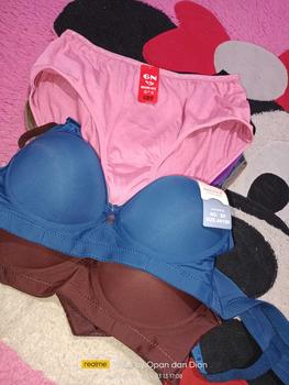Product Review of CD Wanita Golden Nick GN Terang/Gelap/Pastel/Motif - Lembut dan Nyaman - Semi, Katun Cewek from S**i S**i 1