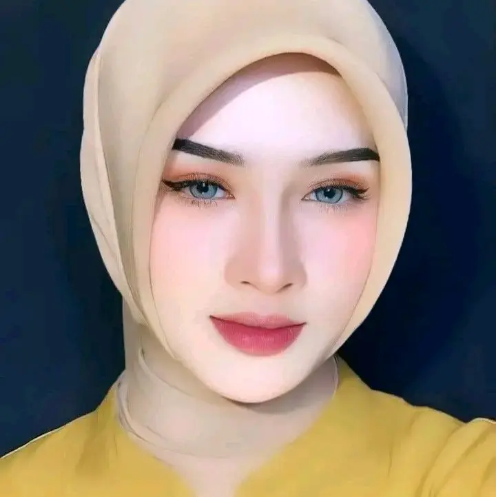 Soflens Ala Kpop Idol (Living Color Cherish) Eye Contact Lens