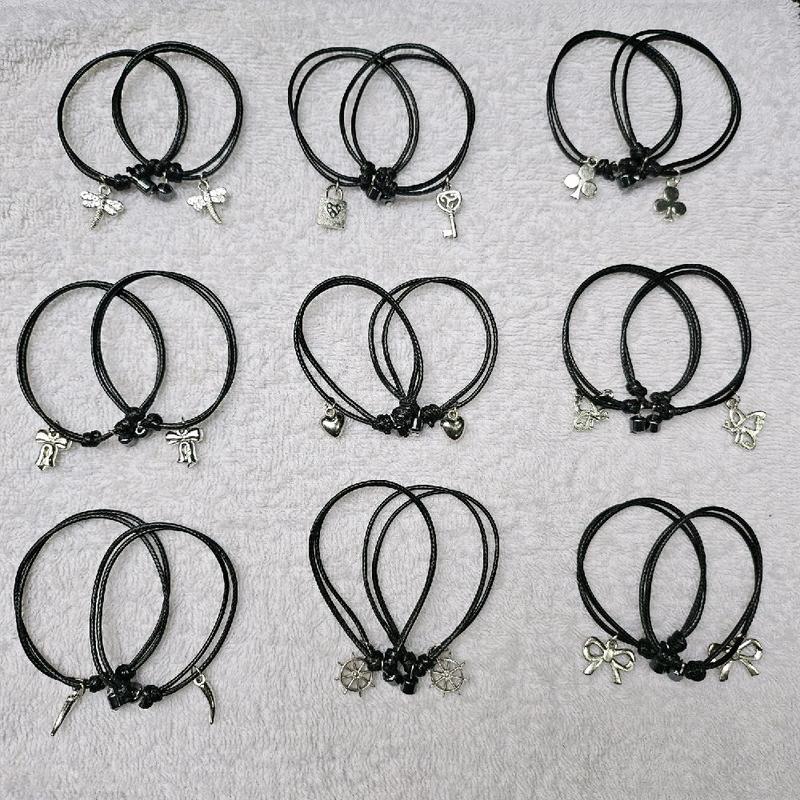 Gelang Couple Magnet Liontin Bervariatif harga untuk 6 pasang /12pcs (1Lusin) 1