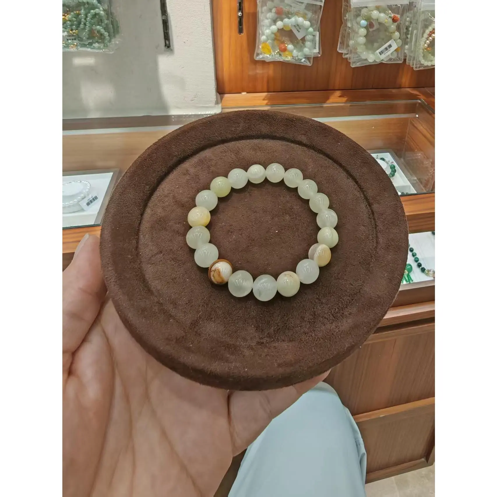 [LIVE ONLY] RS-0164 Gelang, kalung, cincin, gantungan dan aksesoris terbuat dari batu alam asli. Setiap butir memiliki corak dan warna yang unik, cocok dipakai sehari‑hari.