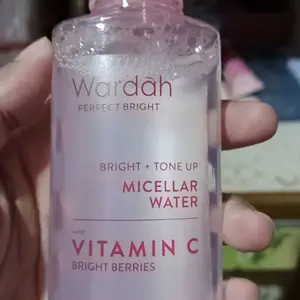 Wardah Perfect Bright Tone Up Micellar Water 100ml – Bersih, Cerah, & Fresh dalam Sekali Usap!