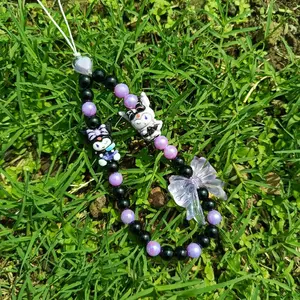 Strap Handphone Kuromi Gantungan Hp Aesthetic dengan Hiasan Pita Ungu dan Beads Hitam Ungu untuk Dekorasi Hp Anda Lanyard dengan Desain Karakter Lucu
