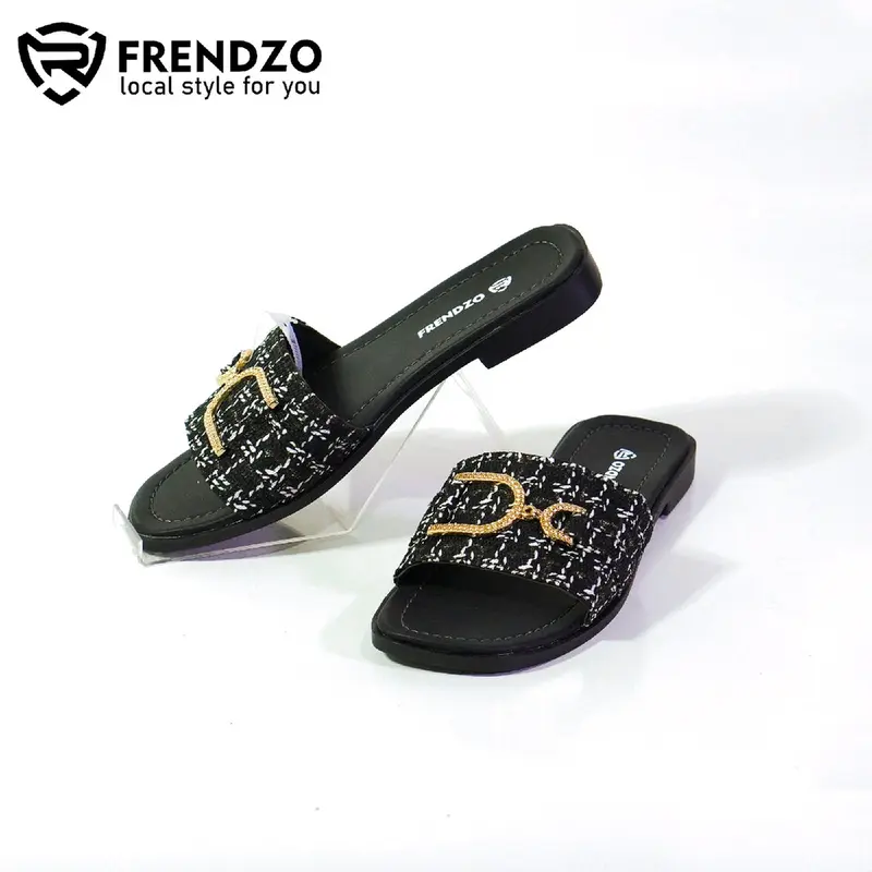 FRENDZO Sandal platform wanita teplek slip on motif rajut Trendy Hitam Selop Cewek Sendal 5