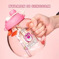 Gambar DISNEY BOTOL MINUM INFUSED WATER GAGANG KARAKTER LOTSO 1400ML BOTOL MINUM LUCU BAHAN TRITAN  PREMIUM - PINK-1400ml dari Disney Tumbler Store Kota Administrasi Jakarta Utara 4 Tokopedia