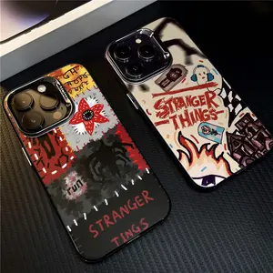 Stranger Things Case untuk iPhone 16 Pro Max 15 14 XR 13 11 12 Pro Max 8 7 6 Plus X Xs Max 13 12 11 Fashion Plating Metal Cool Kreatif