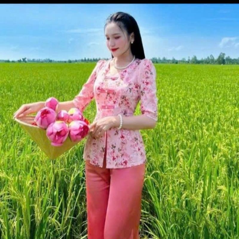 Bộ Bà ba cổ tim, tay lỡ, nút thiết kế, áo vải lụa phối quần satin Nữ Women